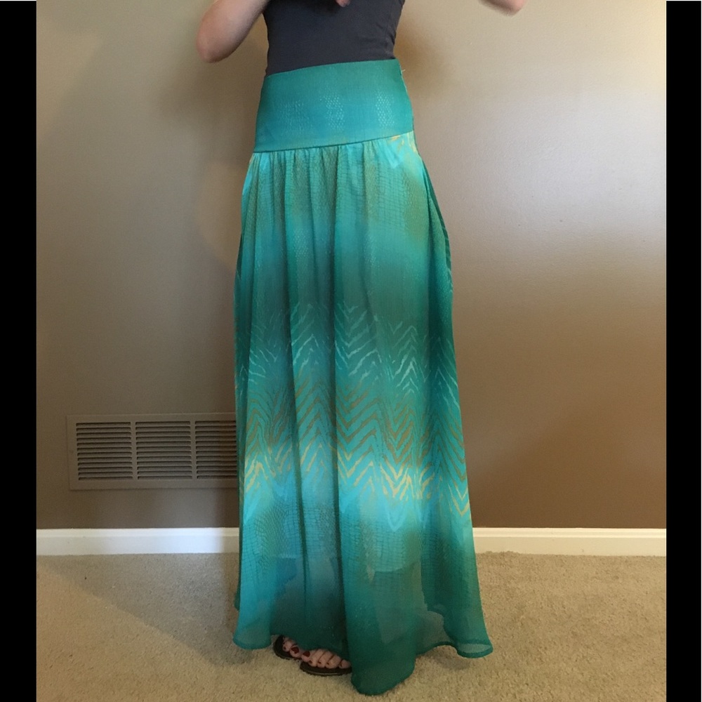Green ombre maxi skirt  Sz 3